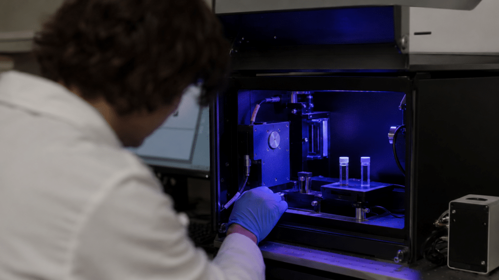 Fullerene Materials for Biomedical Research 10 Enclosed optical instrument used for controlled fullerene photochemistry research